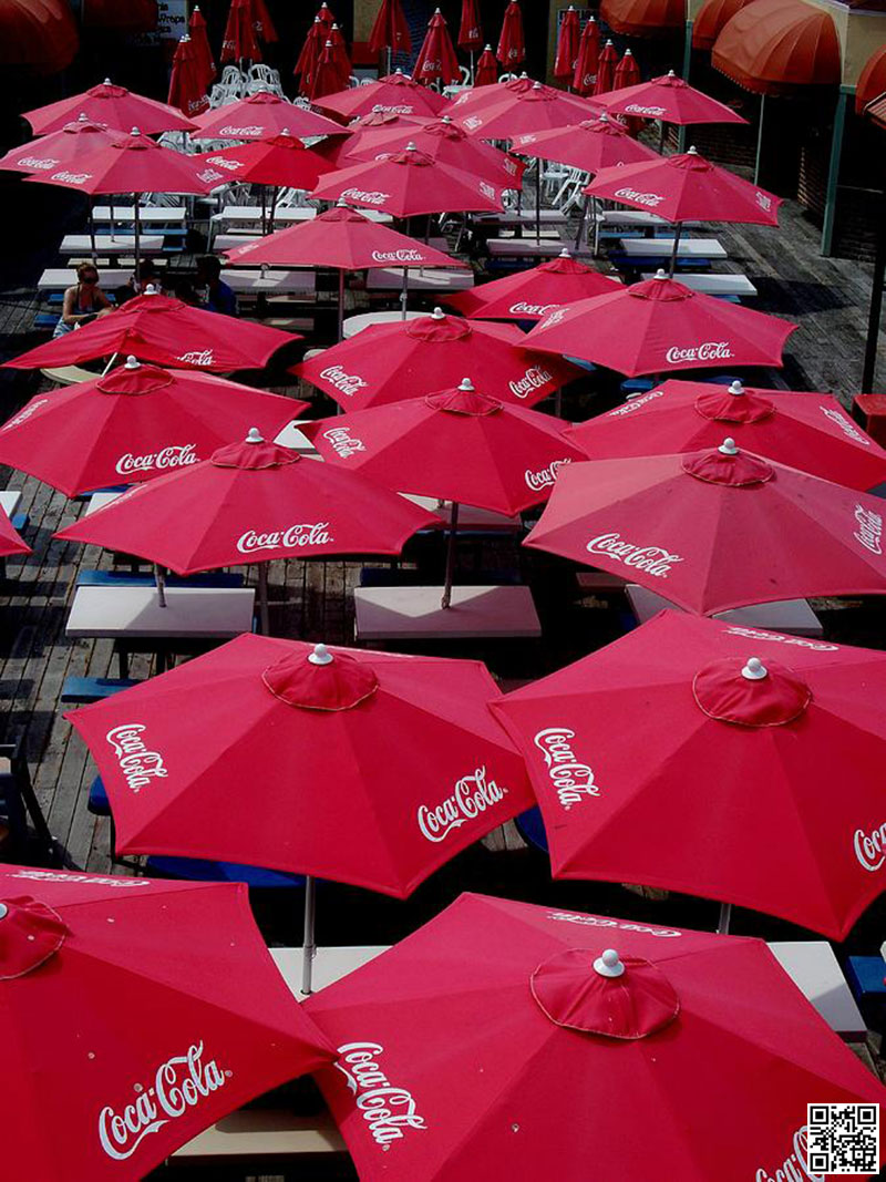 Thiết kế dù quảng cáo